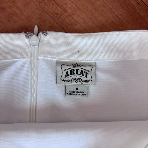 ✨Ariat Aztec Skirt✨ - Picture 3 of 4